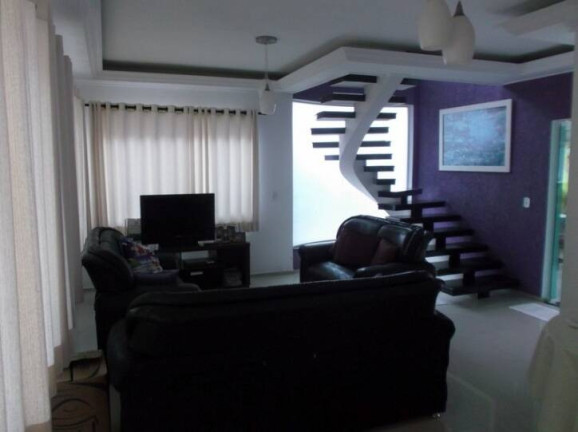 Imagem Casa com 4 Quartos à Venda, 360 m² em Tres Marias - Peruíbe Imagem Casa com 4 Quartos à Venda, 360 m² em Tres Marias - Peruíbe
