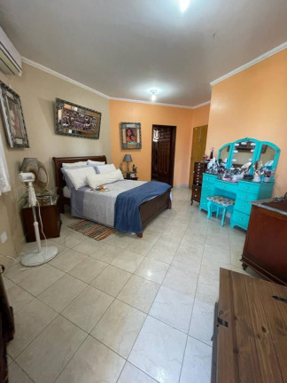 Imagem Casa com 7 Quartos à Venda, 520 m² em Atalaia - Aracaju