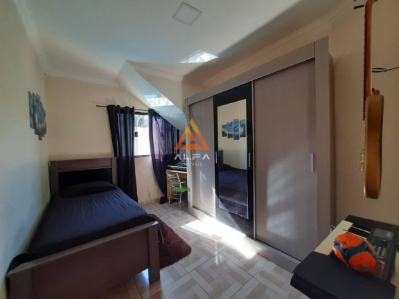 Imagem Casa com 3 Quartos à Venda, 77 m²