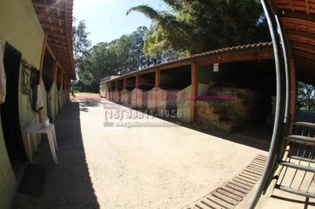 Imagem Chácara com 9 Quartos à Venda, 1 m² em Centro - Boituva