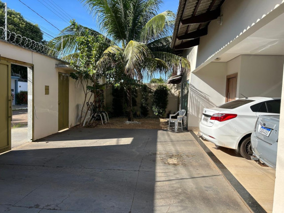 Imagem Casa com 3 Quartos à Venda, 280 m² Imagem Casa com 3 Quartos à Venda, 280 m²