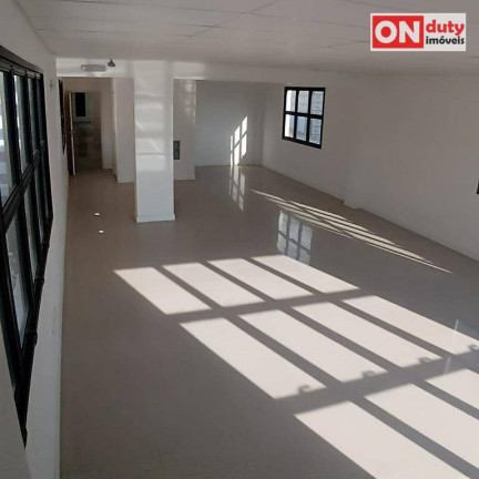 Edifício Residencial à Venda ou Locação, 700 m² em Embaré - Santos