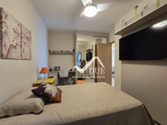 Imagem Apartamento com 2 Quartos à Venda, 108 m² em Gonzaga - Santos Imagem Apartamento com 2 Quartos à Venda, 108 m² em Gonzaga - Santos
