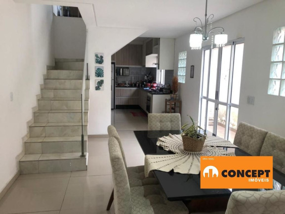 Sobrado com 2 Quartos à Venda ou Locação, 180 m² em Parque Residencial Scaffid Ii - Itaquaquecetuba