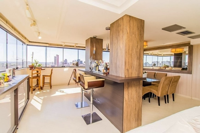 Imagem Cobertura com 3 Quartos à Venda, 324 m² em Jardim Itu - Porto Alegre