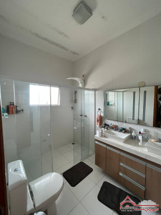 Imagem Casa com 3 Quartos à Venda, 240 m² em Loteamento Villa Branca - Jacareí Imagem Casa com 3 Quartos à Venda, 240 m² em Loteamento Villa Branca - Jacareí