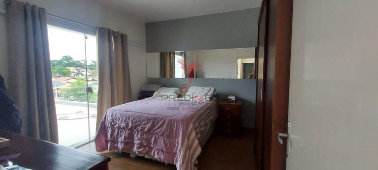 Imagem Casa com 3 Quartos à Venda, 200 m² em Clube Dos 500 - Guaratinguetá Imagem Casa com 3 Quartos à Venda, 200 m² em Clube Dos 500 - Guaratinguetá