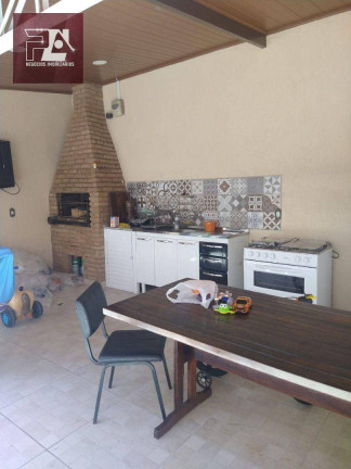 Imagem Sobrado com 6 Quartos à Venda, 230 m² em Jardim ícaro - Guaratinguetá Imagem Sobrado com 6 Quartos à Venda, 230 m² em Jardim ícaro - Guaratinguetá