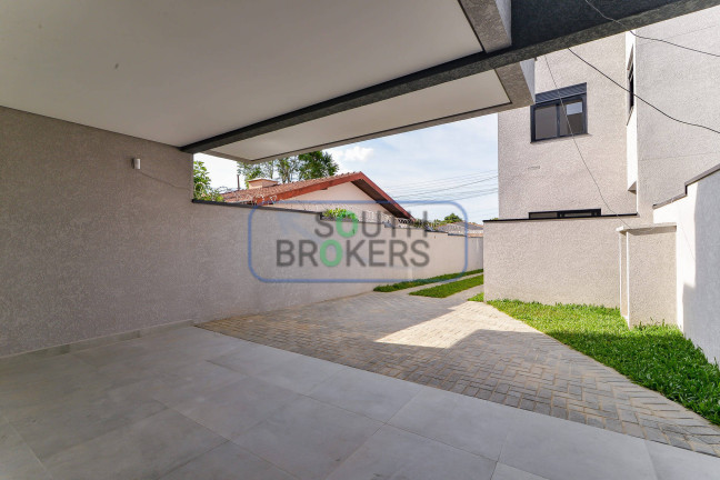 Imagem Sobrado com 3 Quartos à Venda, 95 m² em Uberaba - Curitiba Imagem Sobrado com 3 Quartos à Venda, 95 m² em Uberaba - Curitiba