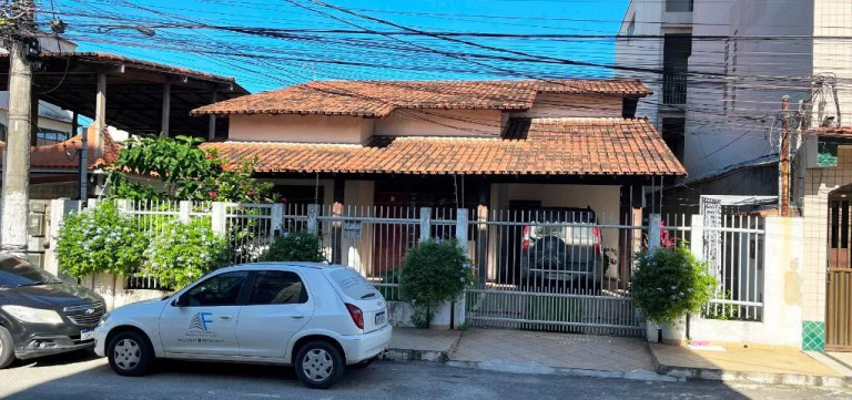 Casa com 3 Quartos à Venda, 240 m² em Santa Inês - Vila Velha