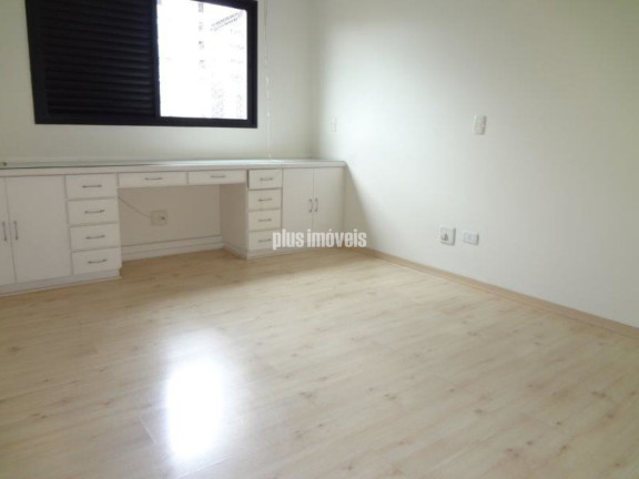 Imagem Apartamento com 3 Quartos à Venda, 210 m² em Moema - São Paulo Imagem Apartamento com 3 Quartos à Venda, 210 m² em Moema - São Paulo