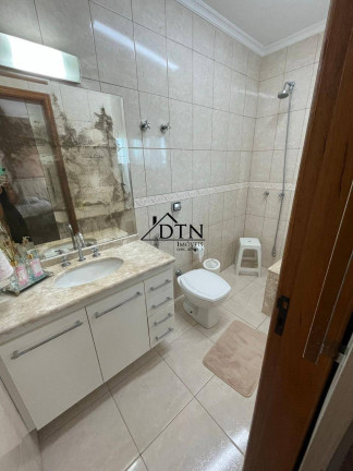 Imagem Casa com 3 Quartos à Venda, 239 m² em Vila Scarpelli - Santo André Imagem Casa com 3 Quartos à Venda, 239 m² em Vila Scarpelli - Santo André