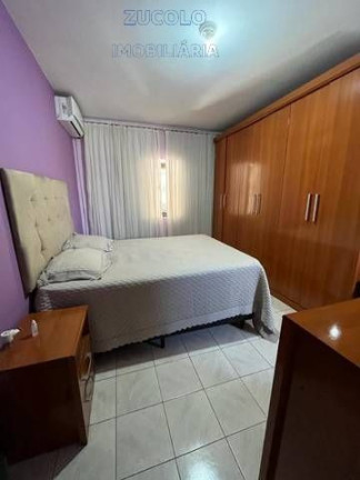 Imagem Casa com 4 Quartos à Venda, 200 m² em Jardim Las Vegas - Santo André Imagem Casa com 4 Quartos à Venda, 200 m² em Jardim Las Vegas - Santo André