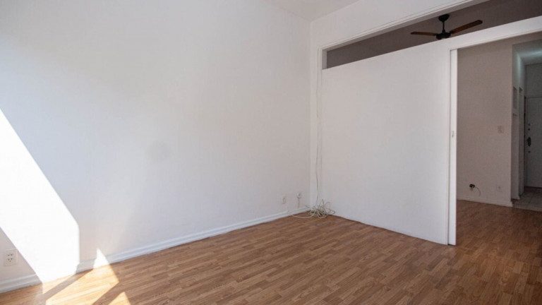 Imagem Imóvel com 1 Quarto à Venda, 26 m² em Copacabana - Rio De Janeiro