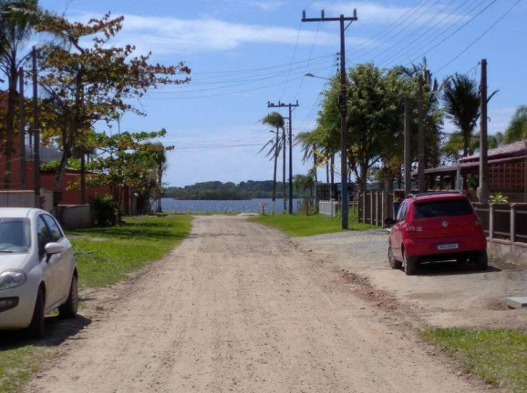 Imagem Casa com 3 Quartos à Venda, 360 m² em Balneário Barra Do Sul