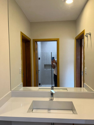 Imagem Casa com 3 Quartos à Venda, 180 m² em Bauru