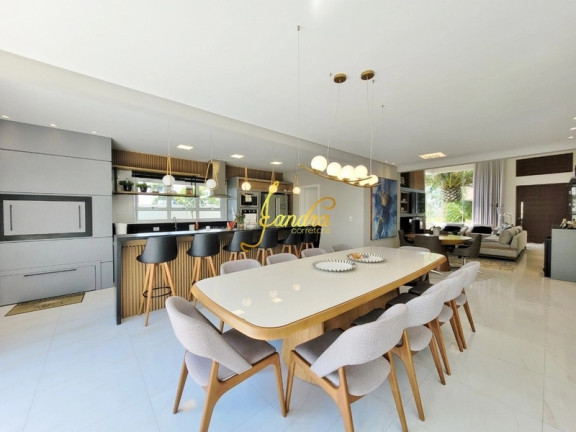 Imagem Casa de Condomínio com 4 Quartos à Venda, 210 m² em Centro - Xangri-la