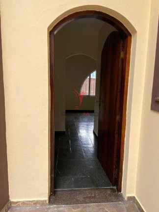 Imagem Casa com 4 Quartos à Venda, 343 m² em Centro - Ribeirão Pires