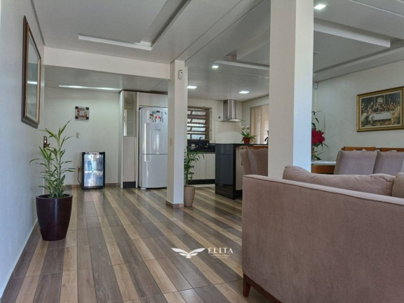 Imagem Sobrado com 4 Quartos à Venda, 154 m² em Centro - Barra Velha