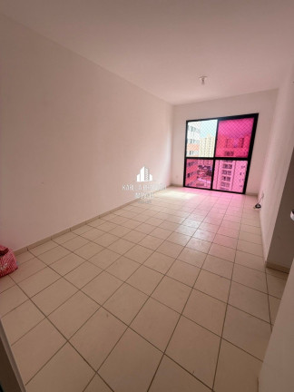 Imagem Apartamento com 2 Quartos à Venda, 52 m² em Pitimbu - Natal
