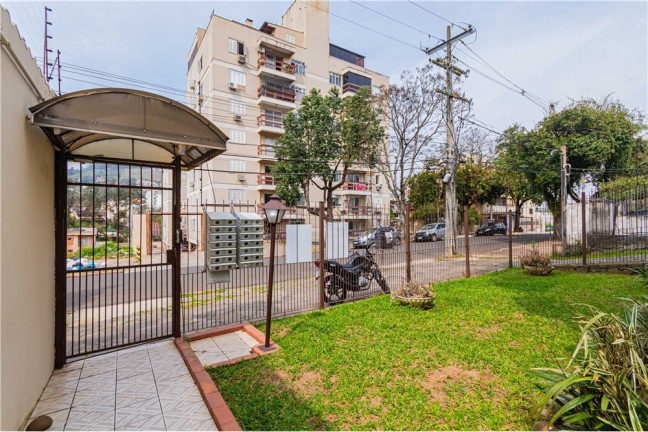 Imagem Cobertura com 3 Quartos à Venda, 130 m² em Nonoai - Porto Alegre