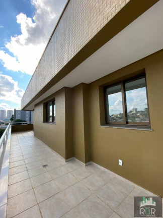 Imagem Cobertura com 3 Quartos à Venda, 280 m² em Caxias Do Sul