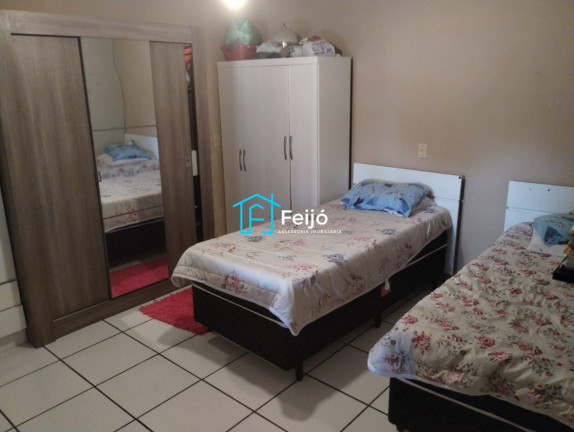 Imagem Casa com 3 Quartos à Venda, 140 m² em Lami - Porto Alegre