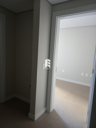 Imagem Apartamento com 3 Quartos à Venda, 170 m² em Nossa Senhora De Lourdes - Santa Maria Imagem Apartamento com 3 Quartos à Venda, 170 m² em Nossa Senhora De Lourdes - Santa Maria