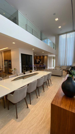Imagem Casa com 4 Quartos à Venda, 892 m² em Alphaville Residencial Um - Barueri Imagem Casa com 4 Quartos à Venda, 892 m² em Alphaville Residencial Um - Barueri