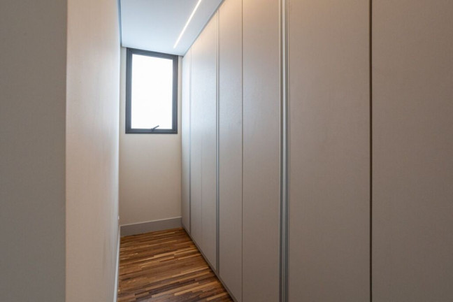 Imagem Casa com 4 Quartos à Venda, em Alphaville - Santana De Parnaíba Imagem Casa com 4 Quartos à Venda, em Alphaville - Santana De Parnaíba