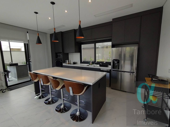Imagem Casa com 4 Quartos à Venda, 340 m² em Tamboré - Santana De Parnaíba Imagem Casa com 4 Quartos à Venda, 340 m² em Tamboré - Santana De Parnaíba