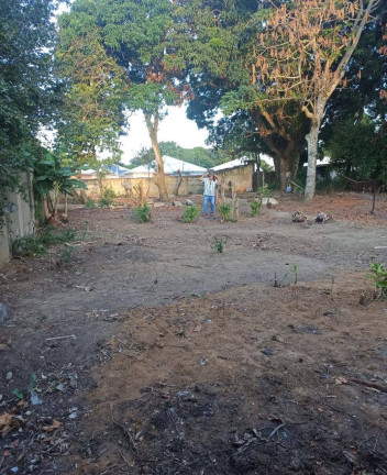 Imagem Terreno à Venda, 450 m² em Três Vendas - Araruama Imagem Terreno à Venda, 450 m² em Três Vendas - Araruama