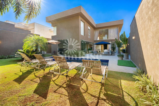 Imagem Casa com 3 Quartos à Venda, 376 m² em Alphaville - Santana De Parnaíba Imagem Casa com 3 Quartos à Venda, 376 m² em Alphaville - Santana De Parnaíba