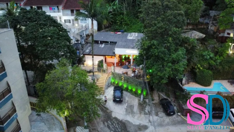 Imagem Casa com 12 Quartos à Venda, 1.500 m² em Praia Grande - Ubatuba Imagem Casa com 12 Quartos à Venda, 1.500 m² em Praia Grande - Ubatuba