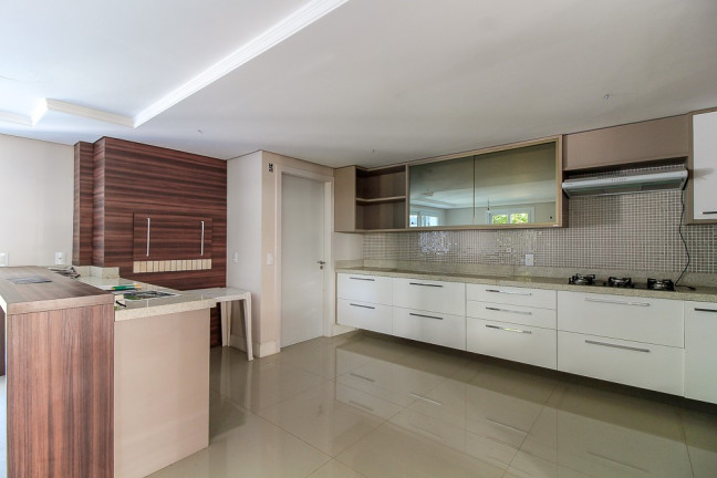Imagem Imóvel com 3 Quartos à Venda, em Tristeza - Porto Alegre Imagem Imóvel com 3 Quartos à Venda, em Tristeza - Porto Alegre