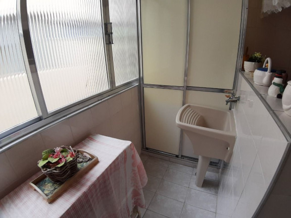 Imagem Apartamento com 2 Quartos à Venda, 65 m² em Astúrias - Guarujá