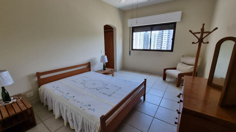 Imagem Apartamento com 3 Quartos à Venda, 196 m² em Astúrias - Guarujá Imagem Apartamento com 3 Quartos à Venda, 196 m² em Astúrias - Guarujá