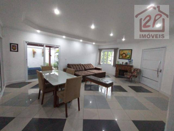 Sobrado com 5 Quartos à Venda, 209 m² em Vila Zezé - Jacareí