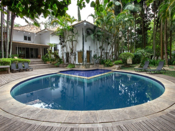 Casa com 5 Quartos à Venda, 1.100 m² em Retiro Morumbi - São Paulo