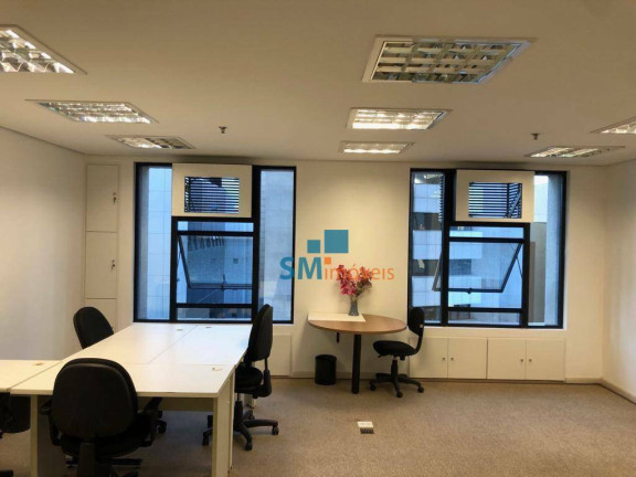 Sala Comercial à Venda, 42 m² em Brooklin - São Paulo