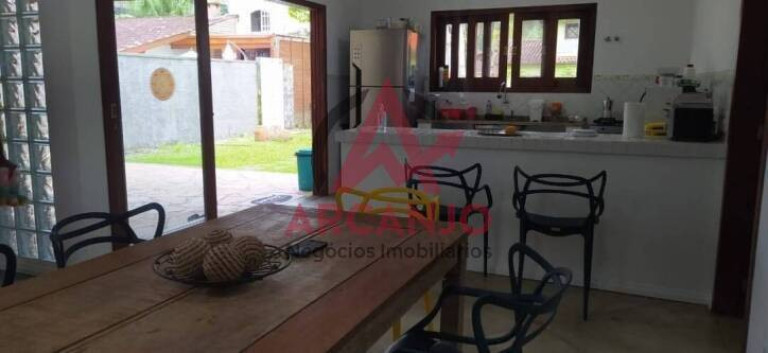 Imagem Casa com 3 Quartos à Venda, 180 m² em Horto Florestal - Ubatuba