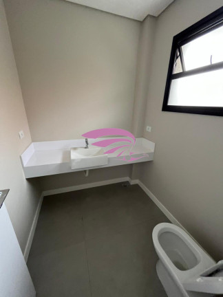 Imagem Casa com 3 Quartos à Venda, 255 m² em Mossunguê - Curitiba Imagem Casa com 3 Quartos à Venda, 255 m² em Mossunguê - Curitiba