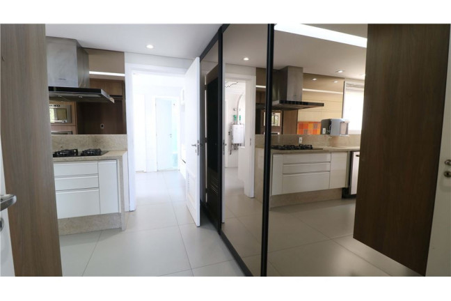 Imagem Apartamento com 4 Quartos à Venda, 223 m² em Vila Andrade - São Paulo Imagem Apartamento com 4 Quartos à Venda, 223 m² em Vila Andrade - São Paulo