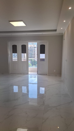 Apartamento com 4 Quartos à Venda, 153 m² em Gonzaga - Santos
