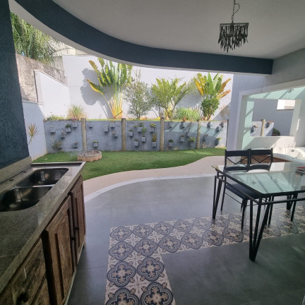 Imagem Casa com 3 Quartos à Venda, 255 m² em Reserva Vale Verde - Cotia Imagem Casa com 3 Quartos à Venda, 255 m² em Reserva Vale Verde - Cotia