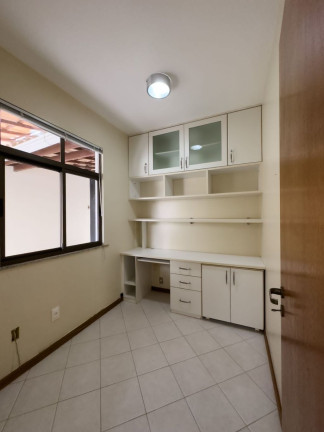 Imagem Casa com 4 Quartos à Venda, 203 m² em Stella Maris - Salvador Imagem Casa com 4 Quartos à Venda, 203 m² em Stella Maris - Salvador