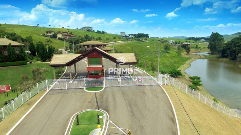 Terreno à Venda, 1.000 m² em Centro - Paraibuna