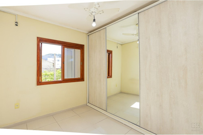 Imagem Casa com 3 Quartos à Venda, 143 m² em Hípica - Porto Alegre Imagem Casa com 3 Quartos à Venda, 143 m² em Hípica - Porto Alegre