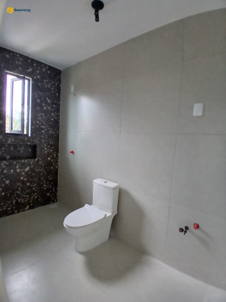 Imagem Casa com 2 Quartos à Venda, 180 m² em São João Do Rio Vermelho - Florianópolis Imagem Casa com 2 Quartos à Venda, 180 m² em São João Do Rio Vermelho - Florianópolis