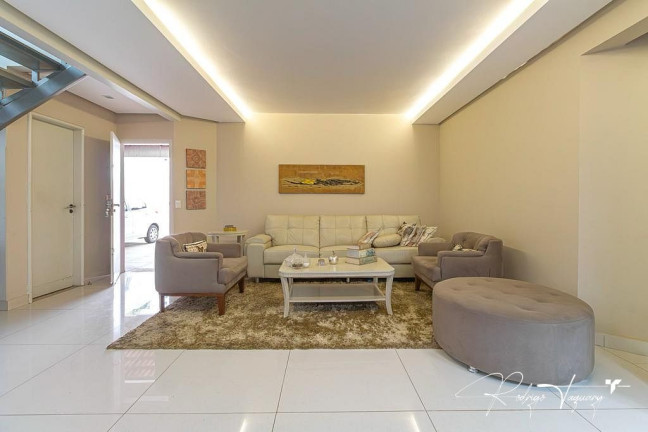 Imagem Sobrado com 4 Quartos à Venda, 421 m² em Jardim América - Goiânia